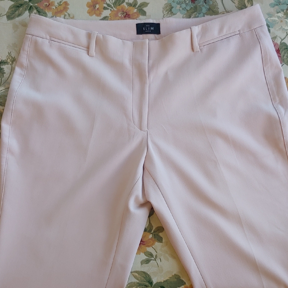 White House Black Market Slim Ankle Pants in Light Pink Women's size 12 Short - Picture 13 of 14